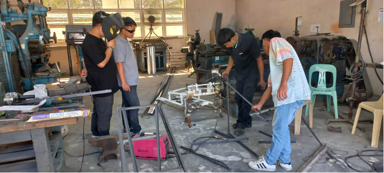 3 DMMMSU students undergo internship in metals & engineering image